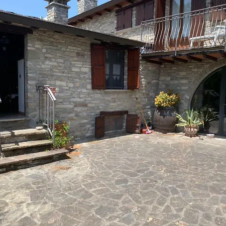 Borgo Scorza Villa Pietramogolana Exterior photo
